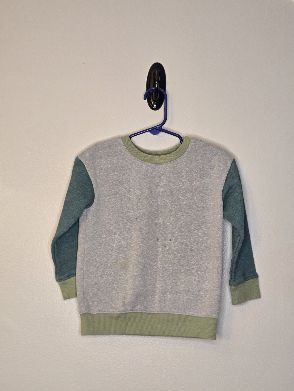 Cat & Jack Kids Colorblock Crewneck Sweatshirt - Gray & Teal with Olive Trim